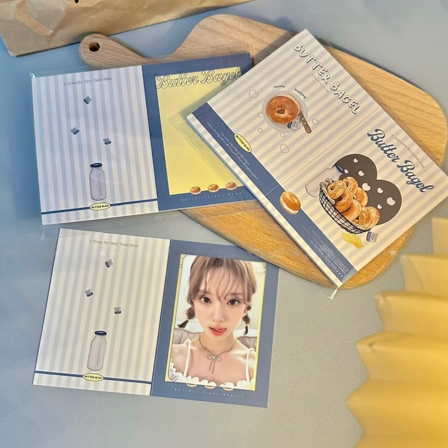 Bagel Baking Gourmet Aesthetic Multi-Functional Mini Foldable Folio Art Print - 5 PCS