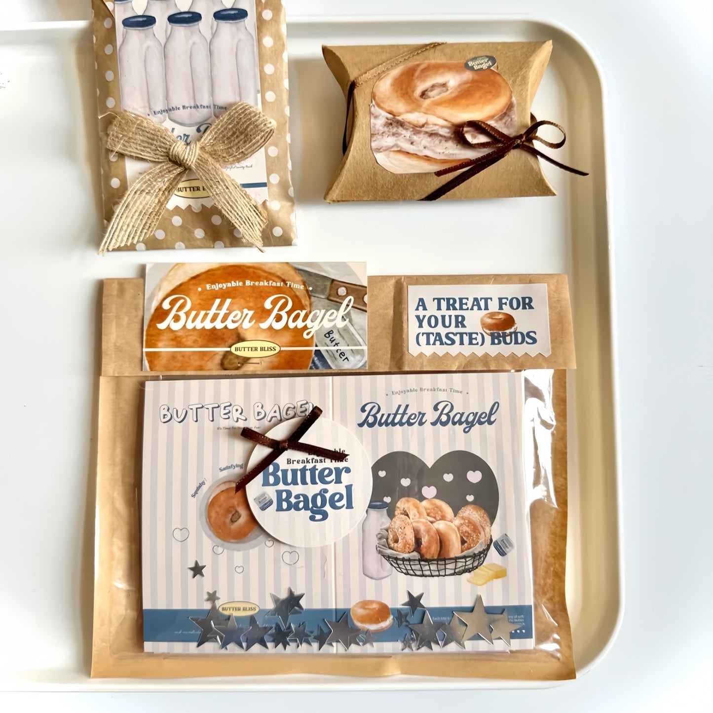 Bagel Baking Gourmet Aesthetic Multi-Functional Mini Foldable Folio Art Print - 5 PCS